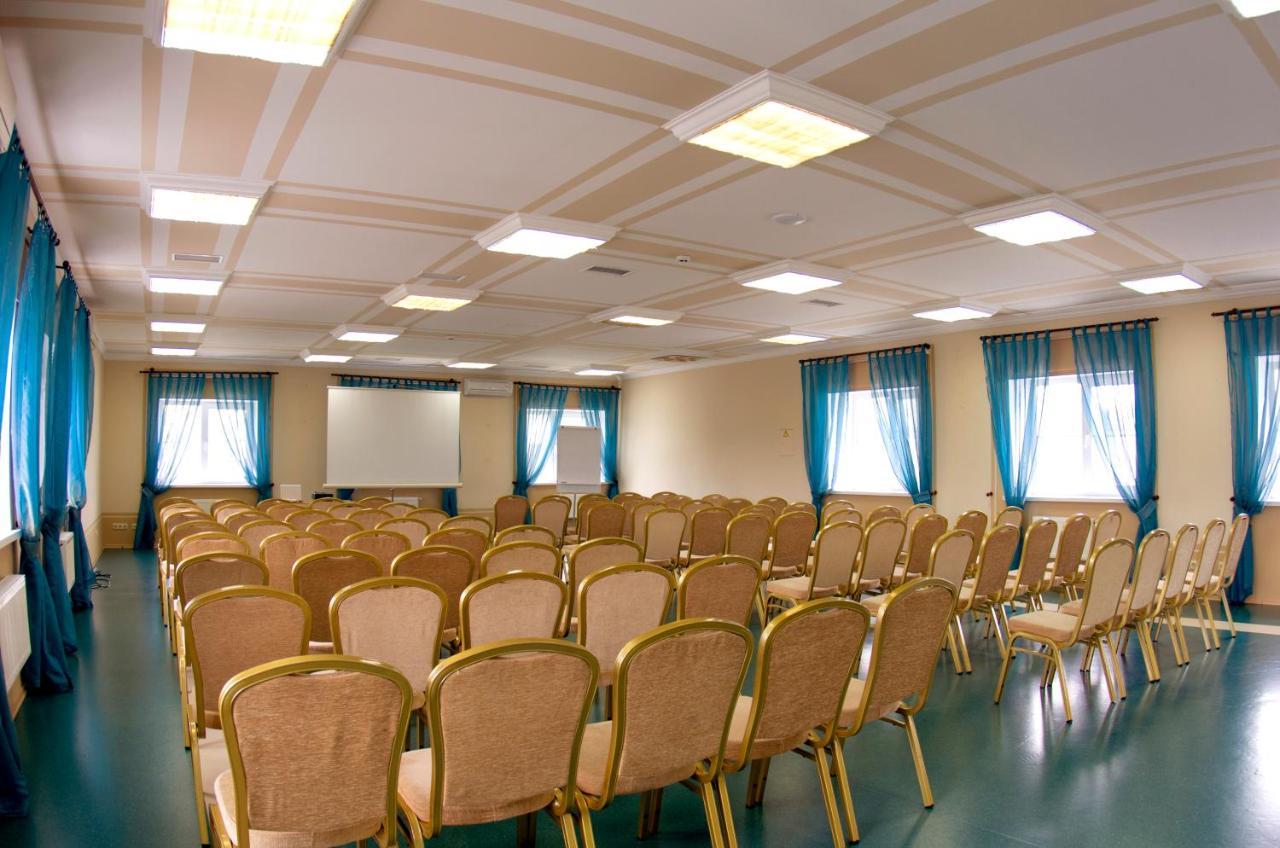 Conference Hall Irpin' Hotell Eksteriør bilde